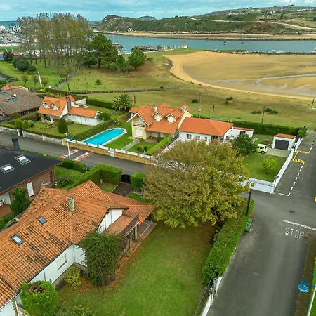 Amplia Y Comoda Casa En Playa Ribera Suances